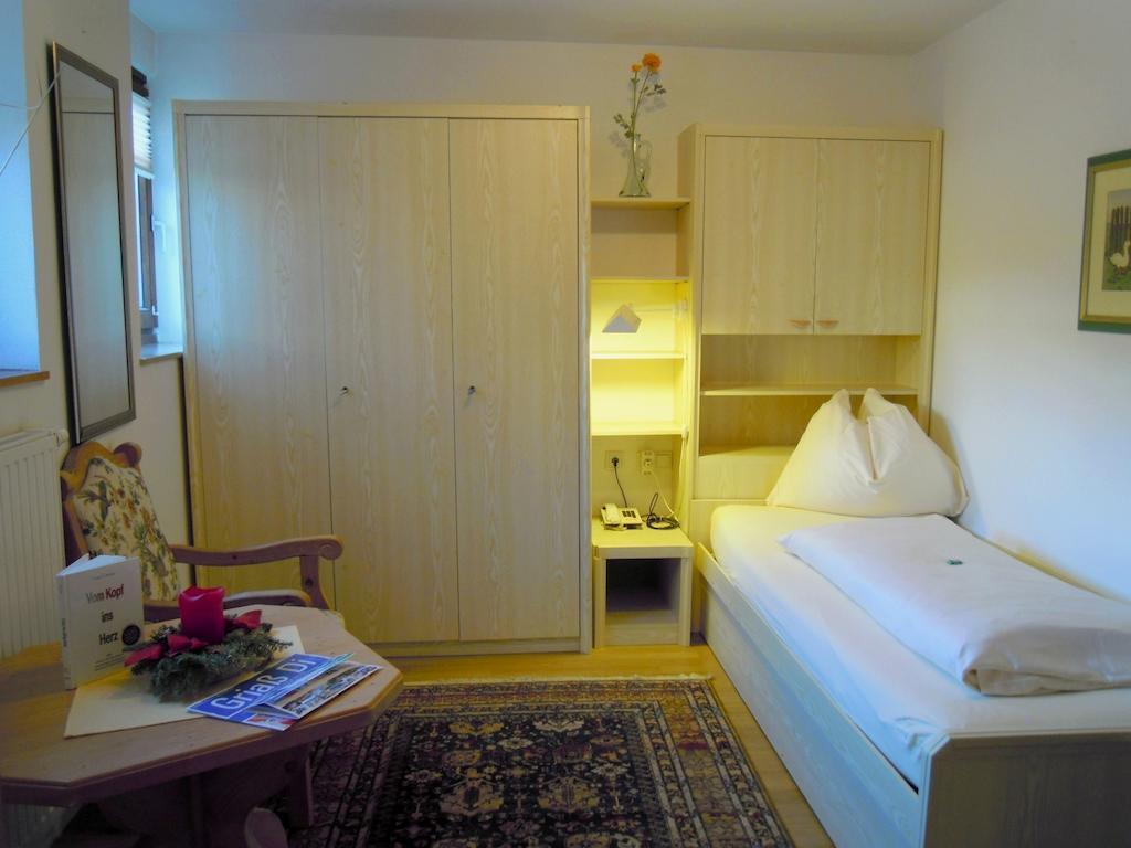 Hotel Garni Alpenland Altenmarkt im Pongau Room photo